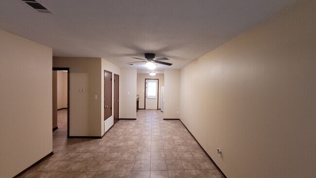 Building Photo - 10844 US-98