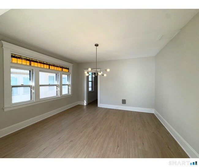 Building Photo - 74 Garfield Ave