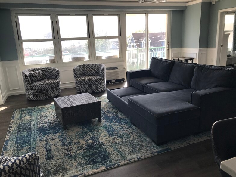 Beautiful view of the ocean - 480 Ocean Ave
