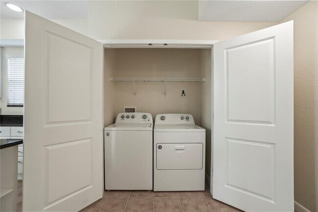 Building Photo - 3405 W Swann Ave