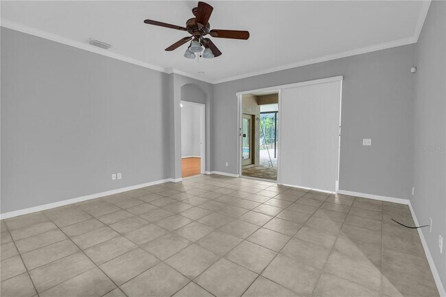 Building Photo - 721 Stonecrest Dr