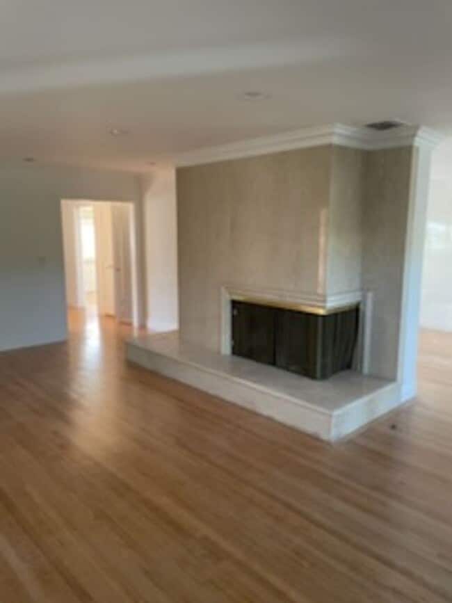 Building Photo - Wonderful Newly Remodeled Ranch Style Home in Prime San Marino