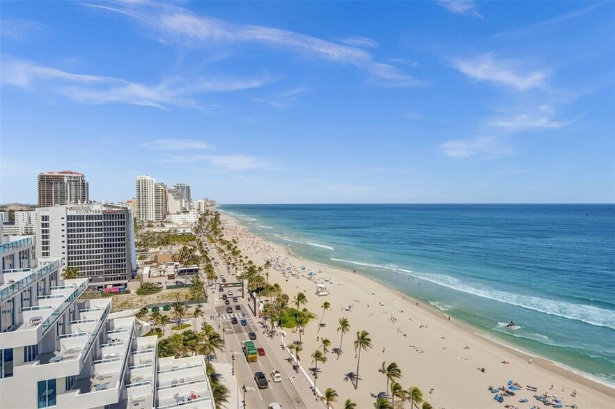 Building Photo - 545 S Fort Lauderdale Beach Blvd