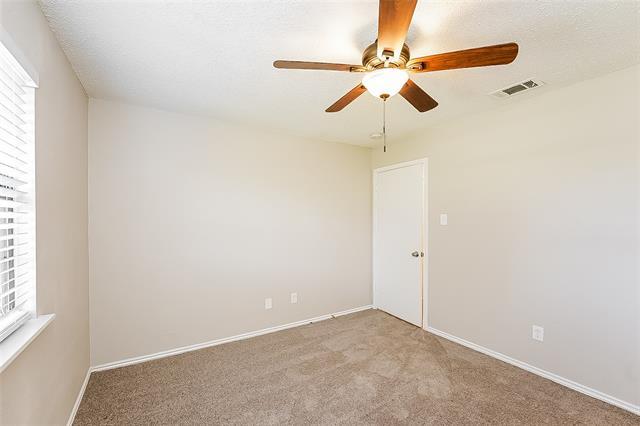 Building Photo - 2505 Trenton Dr