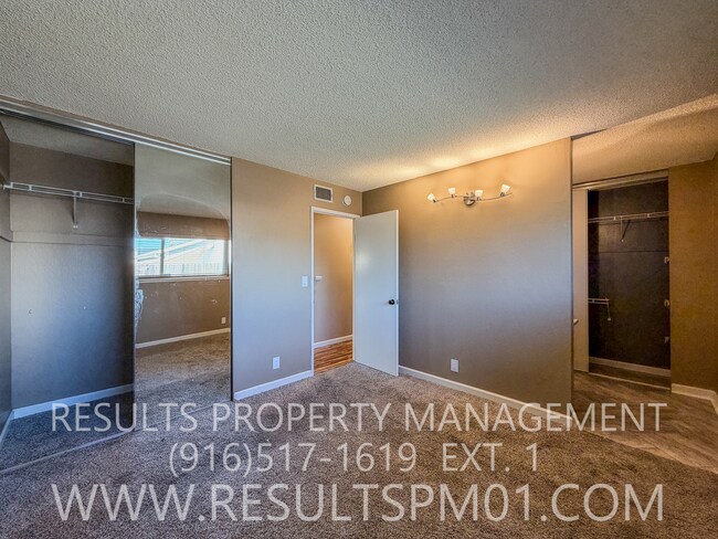 Building Photo - Make this your Home! 4 bedroom in North Highlands