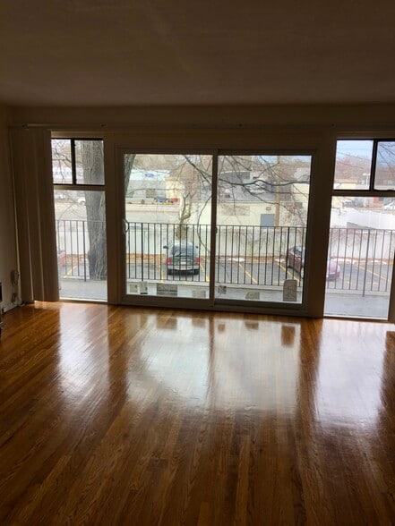 Building Photo - 223 Central St