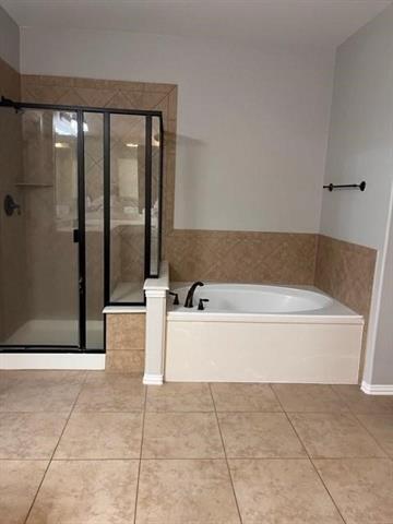 Building Photo - 5818 Country View Ln