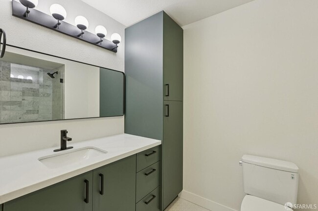 Building Photo - 8300 Oceanview Terrace