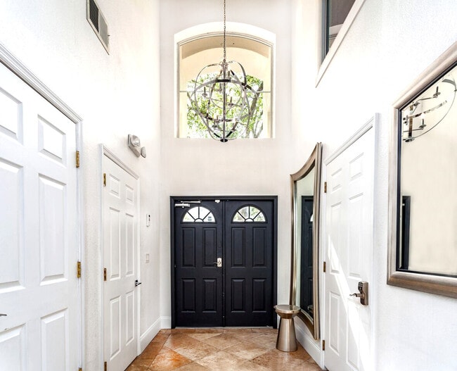 Building Photo - 1145 Troon Cir