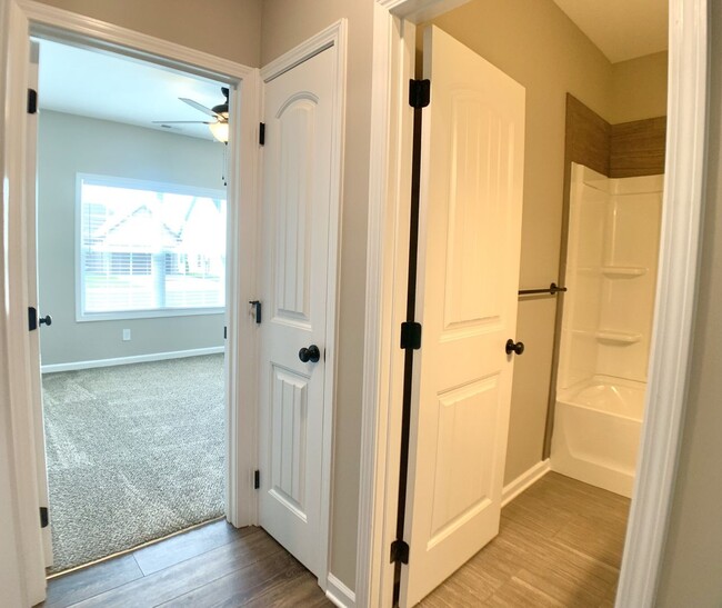 Building Photo - 421 Ayden Ln