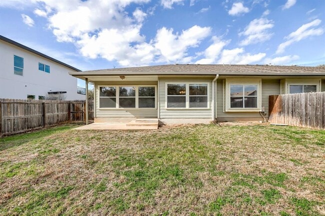 Building Photo - 21501 Boggy Ford Rd