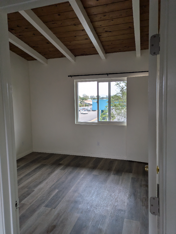 Building Photo - 7002 Linda Vista Rd