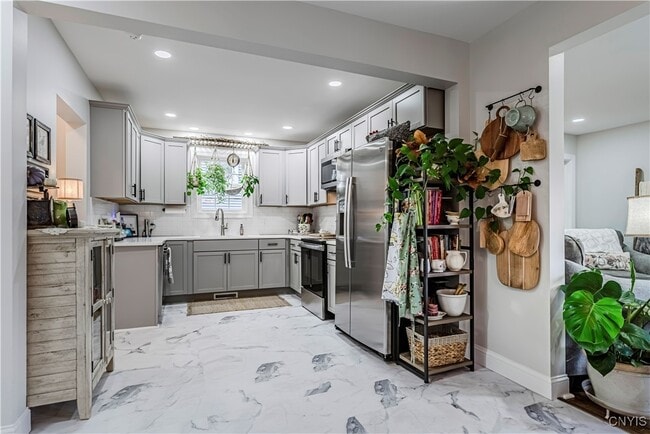 Building Photo - 58 Ballantyne Brae