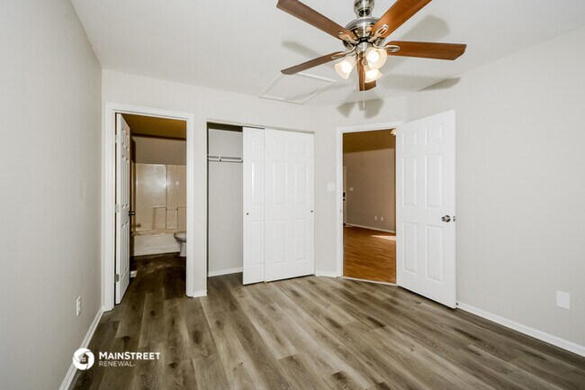 Building Photo - 2643 Liberty Gardens Dr