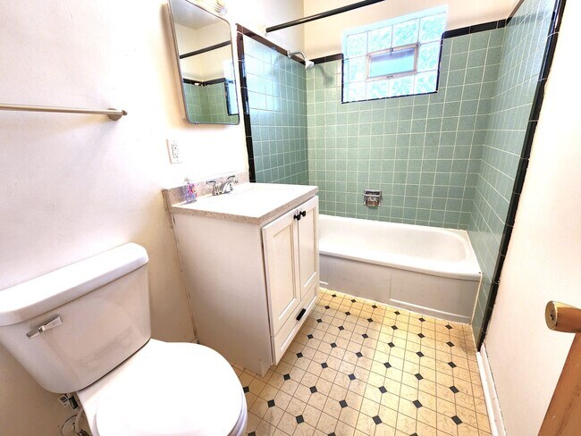 Building Photo - 4278 N 84th St