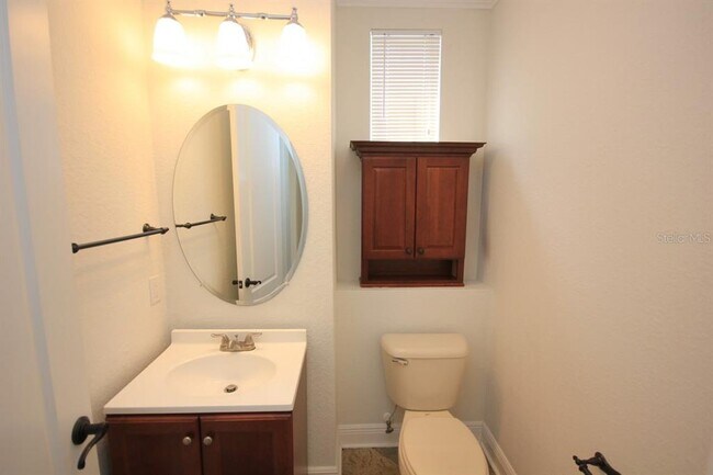 Building Photo - 6002 Yeats Manor Dr