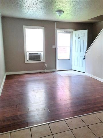 Building Photo - 109 Mimosa St