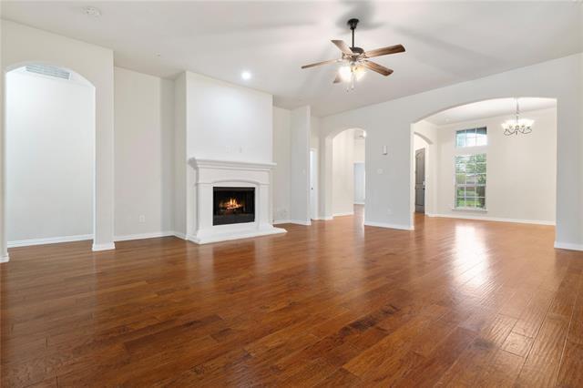 Building Photo - 4013 Dalton Dr