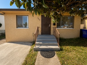 Building Photo - North National City 2 bedroom Home with large private yard and parking