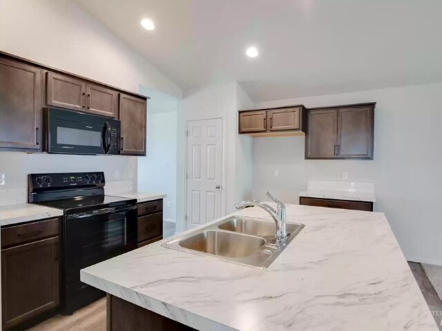 Building Photo - 2523 E Moon Eye Dr