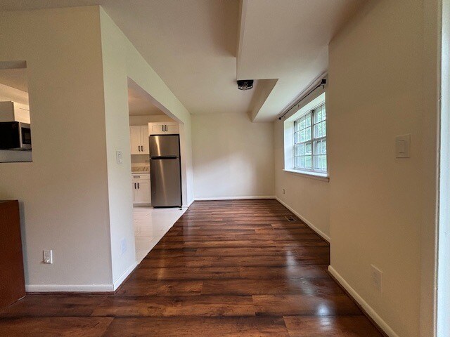 Building Photo - 222 Timber Trl