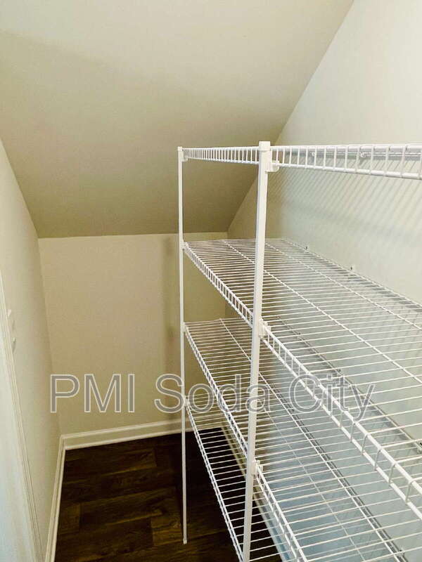 Building Photo - 173 Dunham Rd