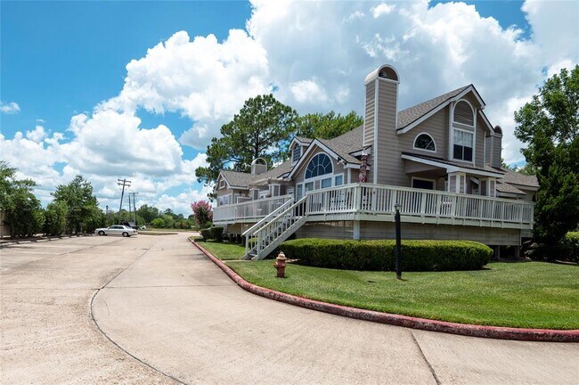 Building Photo - 111 Dunbar Estates Dr