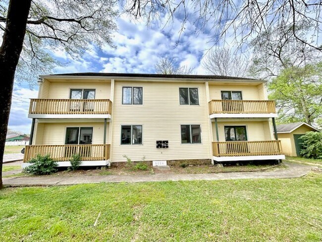 Building Photo - 9024 Mahogany Row SE