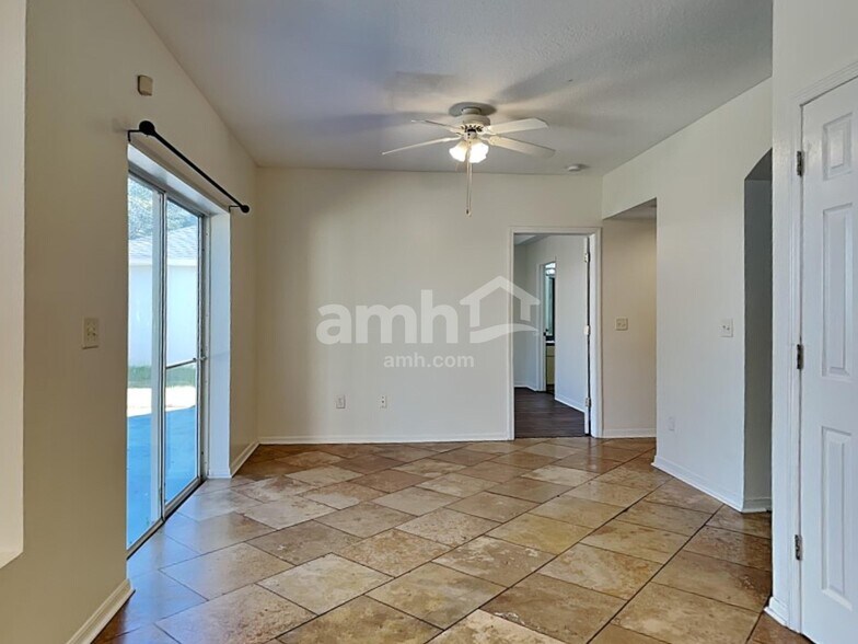 Building Photo - 6516 Summer Cove Dr