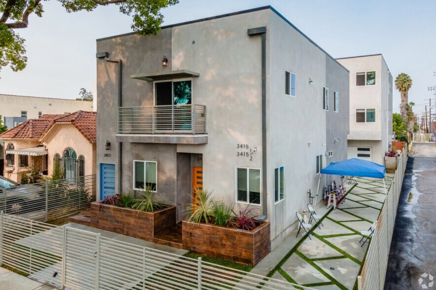 Building Photo - 3417 Edgehill Dr
