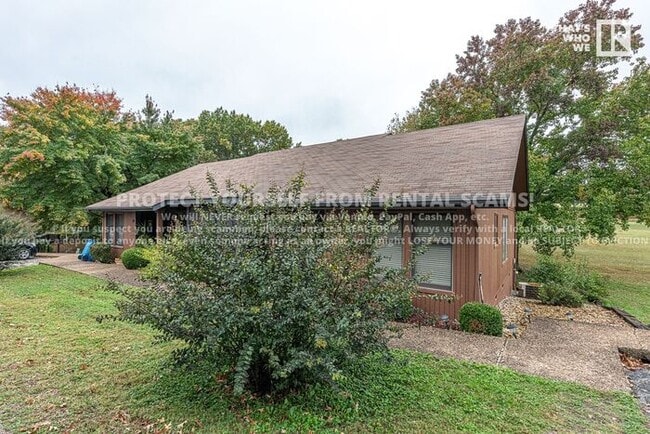 Building Photo - 41 Melinda Ln