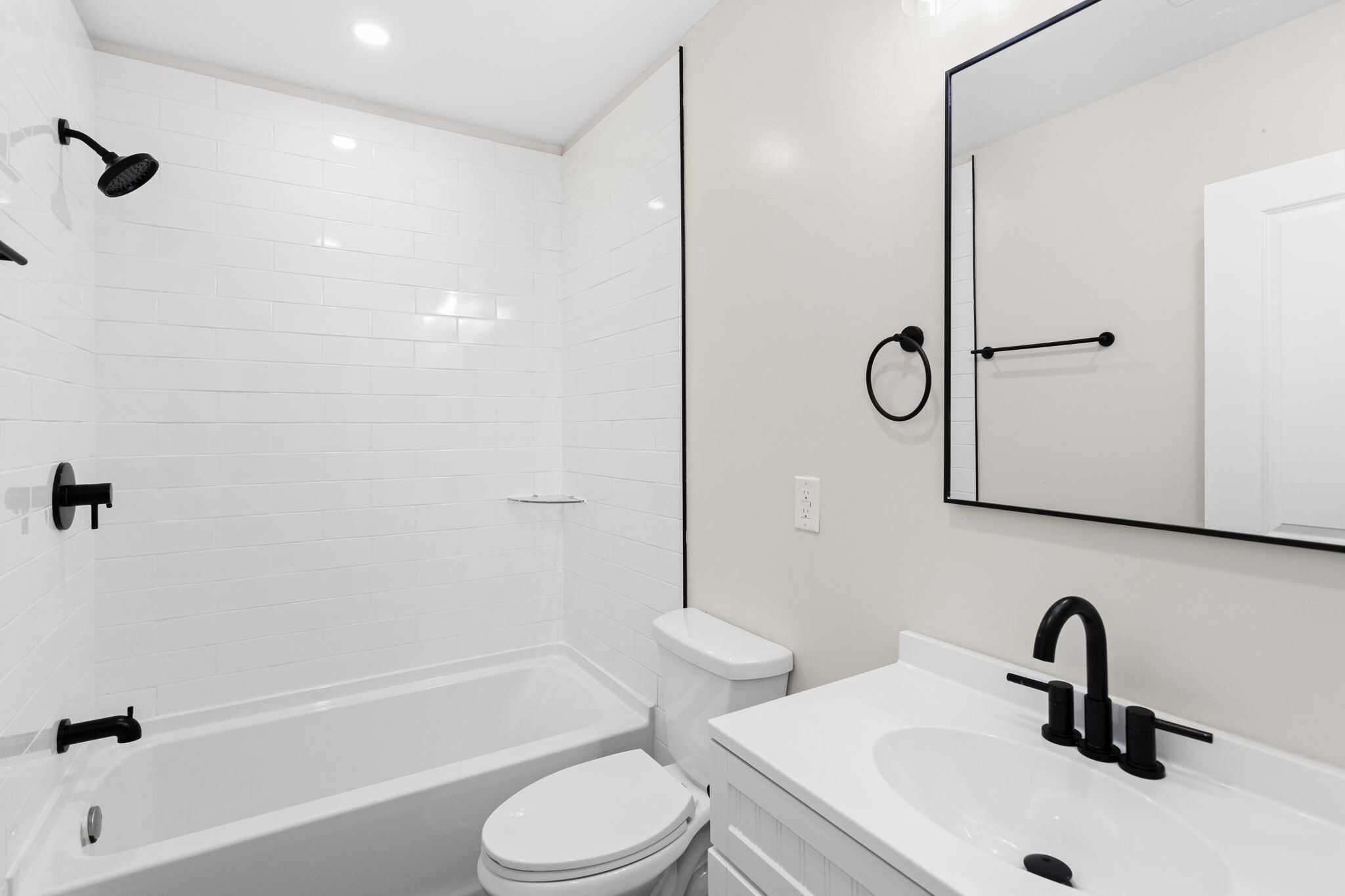 Unit 1 bathroom - 811 S 56th St