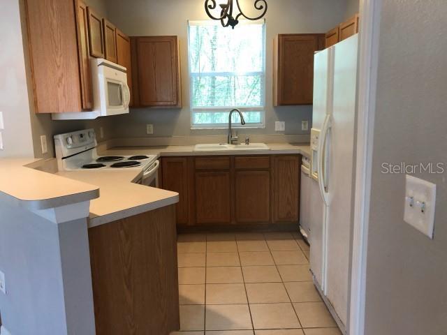 Building Photo - 11050 Black Swan Ct