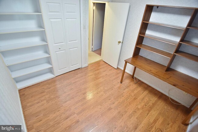 Building Photo - 21 Twin Brooks Dr