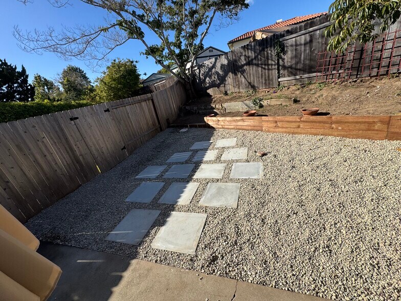 Building Photo - 7388 Freeman Pl