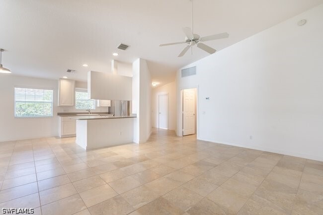 Building Photo - 7872 Umberto Ct