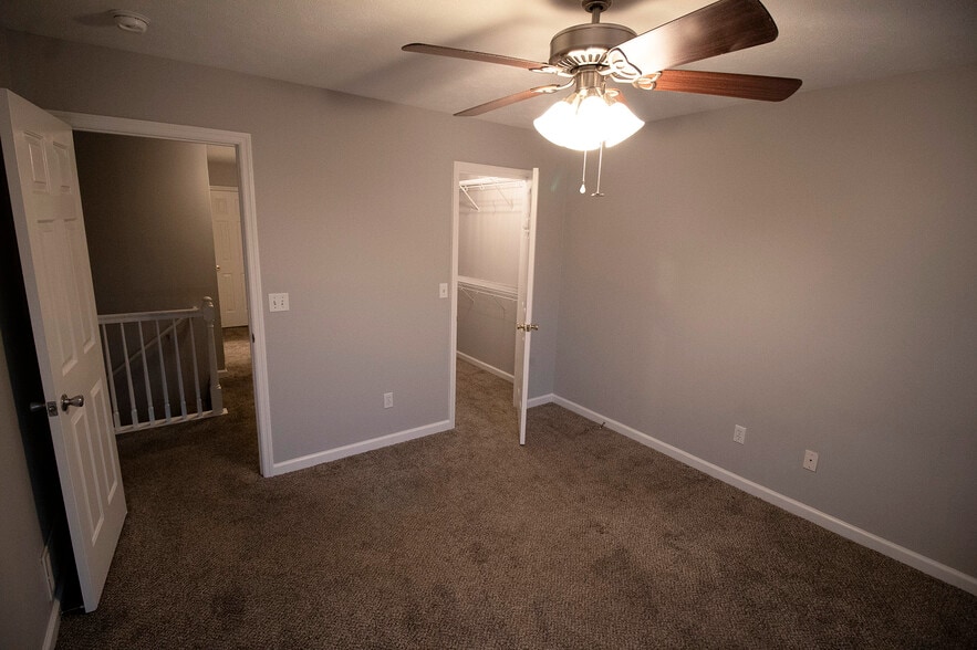 Bedroom 2 - 561 Hampton Way