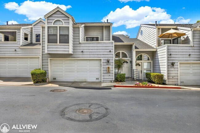 Building Photo - *MOVE IN SPECIAL $750 OFF FIRST MONTH'S RE...