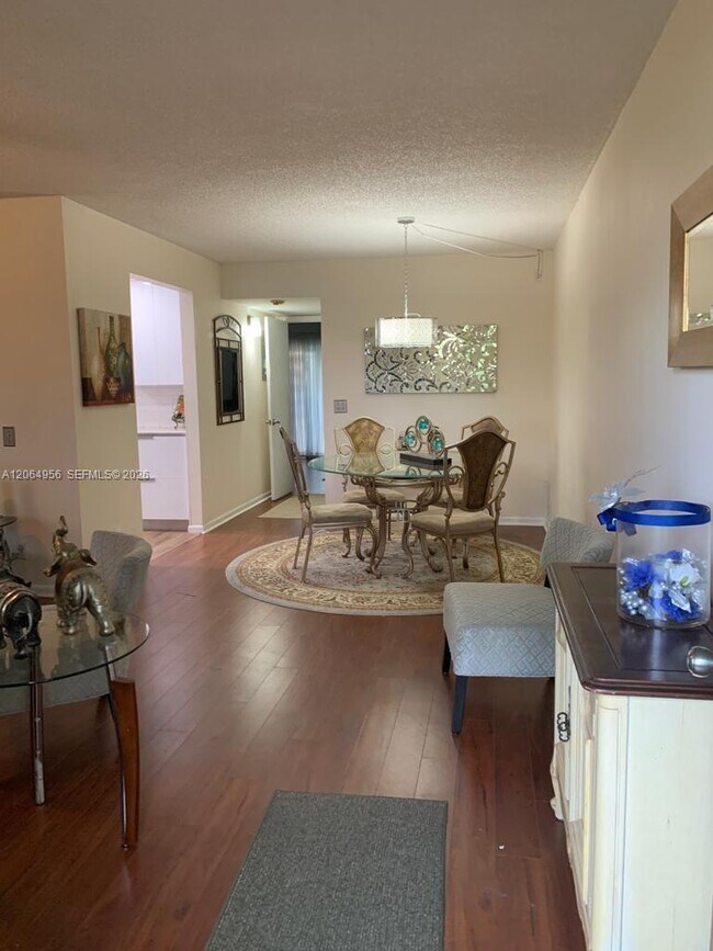 Building Photo - 151 SW 135th Terrace