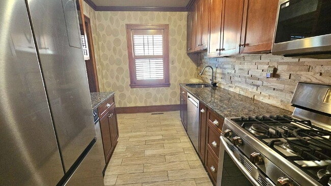 Building Photo - 2823 Portland Ave