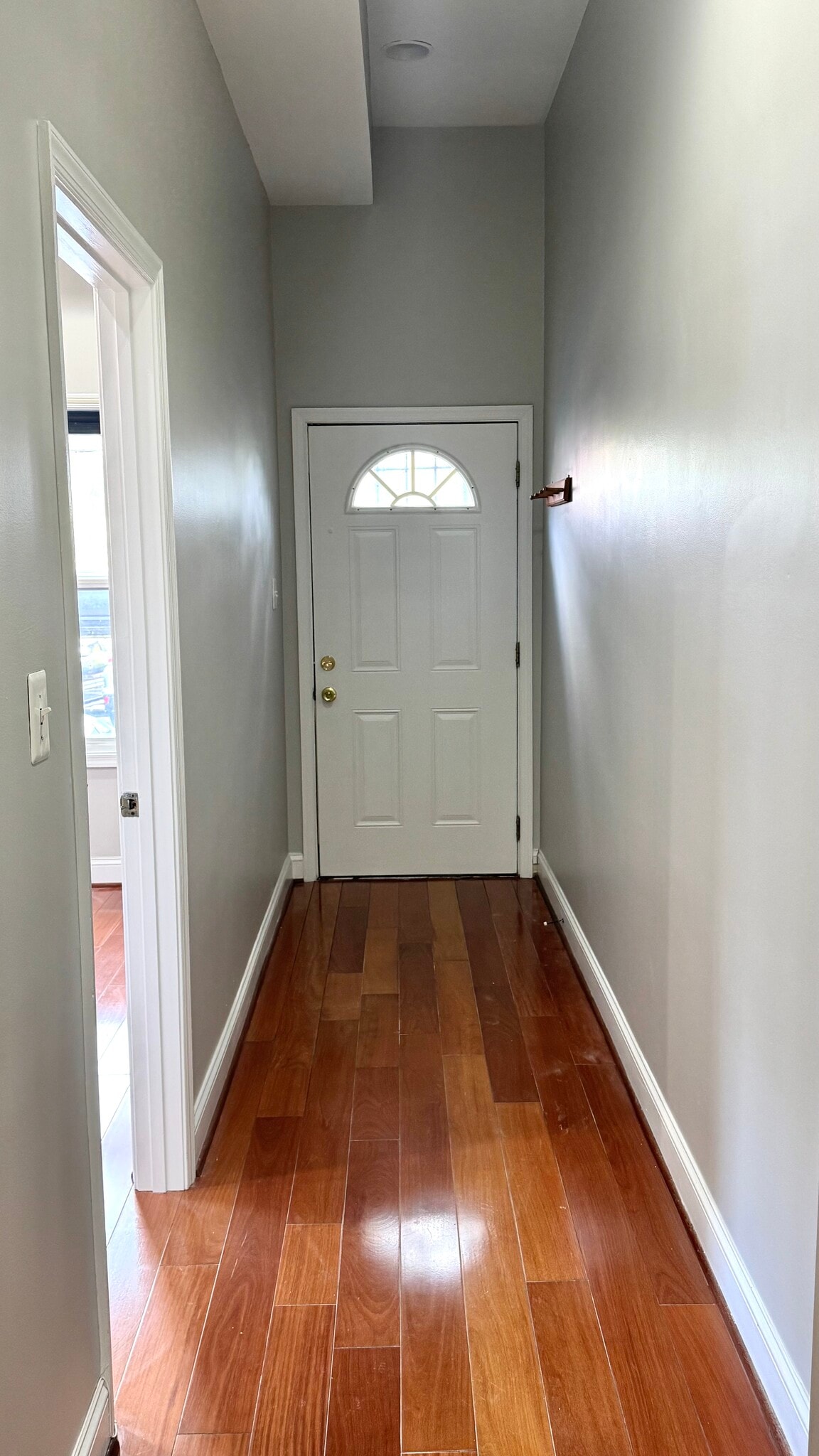 Hallway to 2nd Bedorom - 52 New York Ave NW