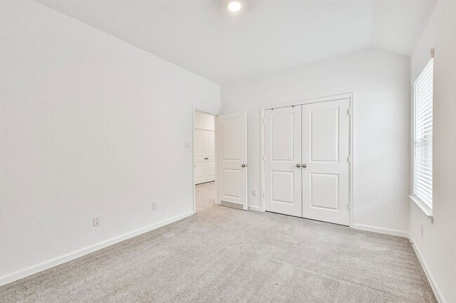 Building Photo - 582 Dry Fork Ln