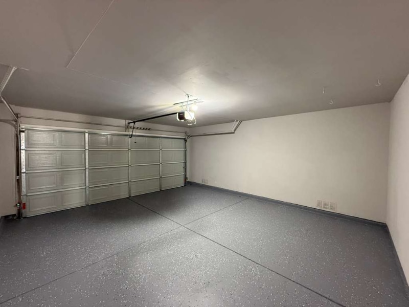 Building Photo - 9339 Mimosa Manor