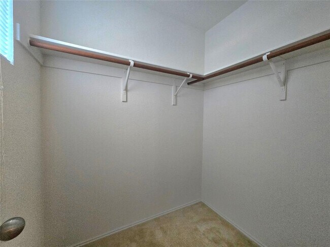 Building Photo - 133 Hillhouse Ln