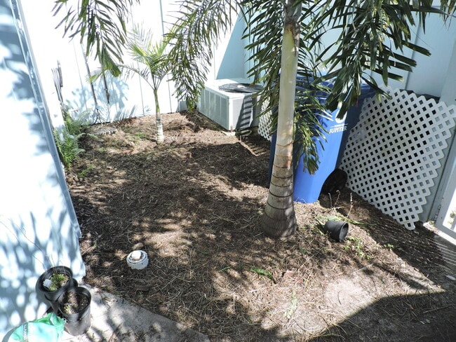 Building Photo - 6198 Riverwalk Ln