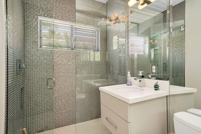 Building Photo - 17 Cahuilla Hills Dr