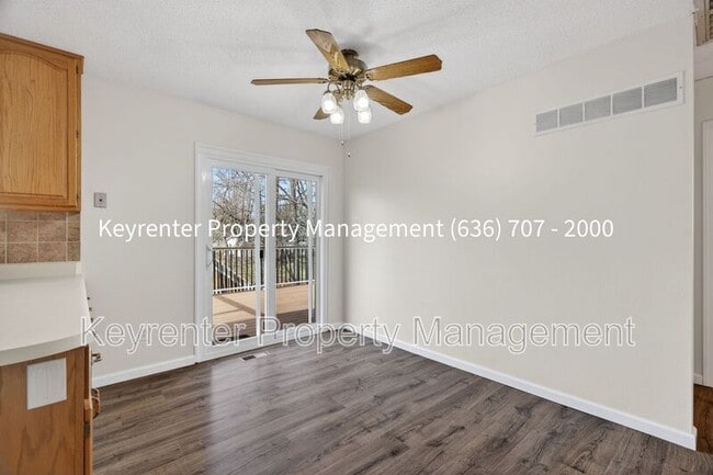 Building Photo - 1476 Shadow Wood Dr