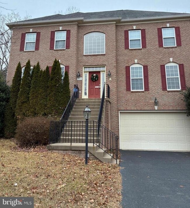 Building Photo - 4222 Talon Dr