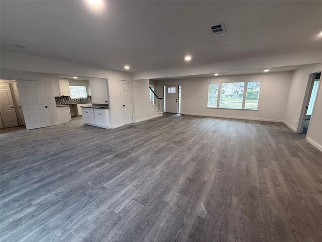 Building Photo - 1111 Caspian Ln