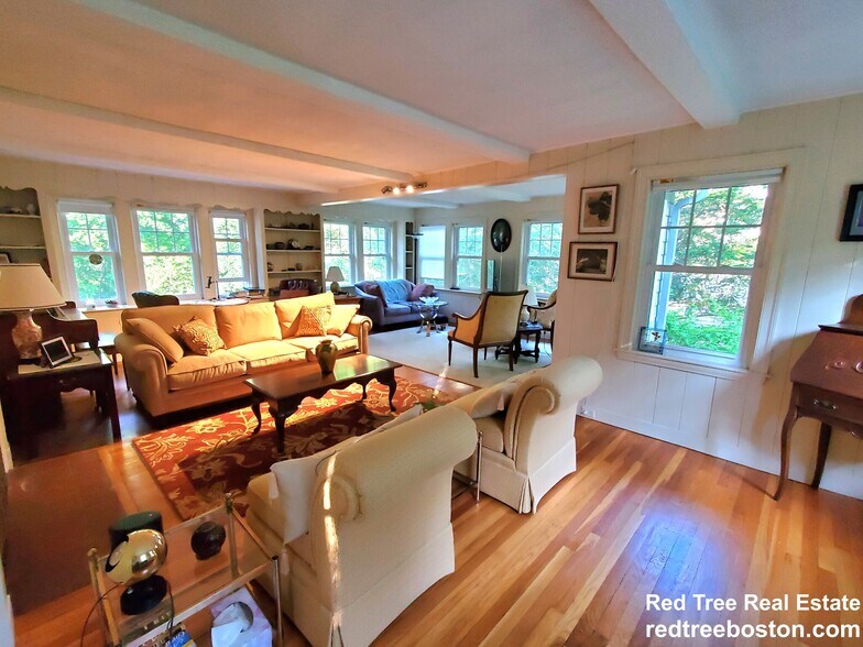 Building Photo - 58 Longfellow Rd